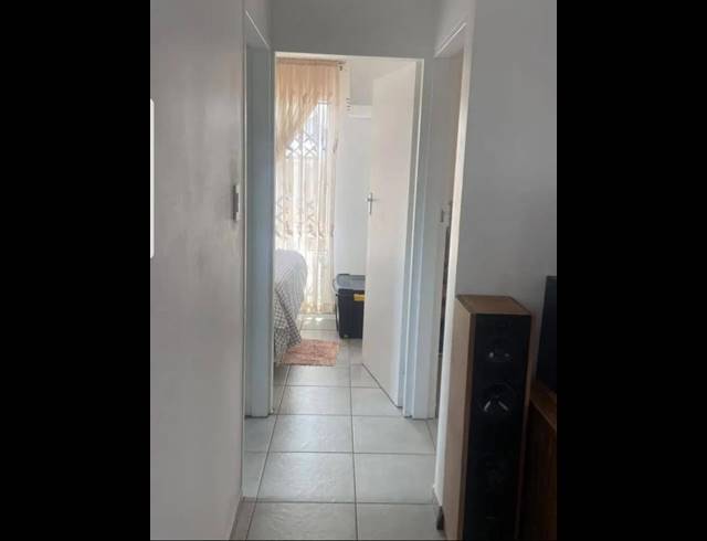 2 BEDROOM HOUSE FOR SALE IN PROTEA GLEN EXT